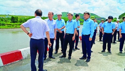 Công ty Tuyển than Hòn Gai - VINACOMIN: Chú trọng bảo vệ môi trường khu vực cảng Làng Khánh