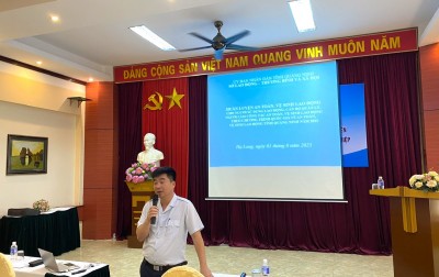 Đồng chí Nguyễn Mạnh Cường - Thanh tra viên chính, Thanh tra Sở LĐ-TB&XH tỉnh Quảng Ninh truyền giảng