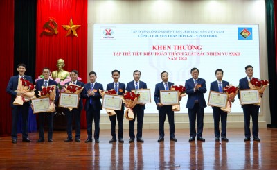 Công ty tuyên dương và khen thưởng các tập thể tiêu biểu hoàn thành xuất sắc nhiệm vụ năm 2025