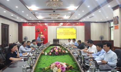 Đồng chí Đặng Quang Bình - Phó Trưởng ban ĐTM phát biểu nhận xét đánh giá