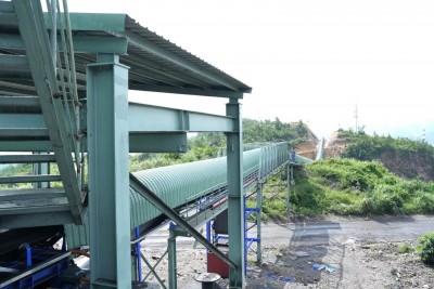 Hệ thống băng tải vận chuyển than Núi Béo - Hà Tu - Trung tâm Chế biến và kho than tập trung vùng Hòn Gai - Làng Khánh được đầu tư hiện đại, đồng bộ